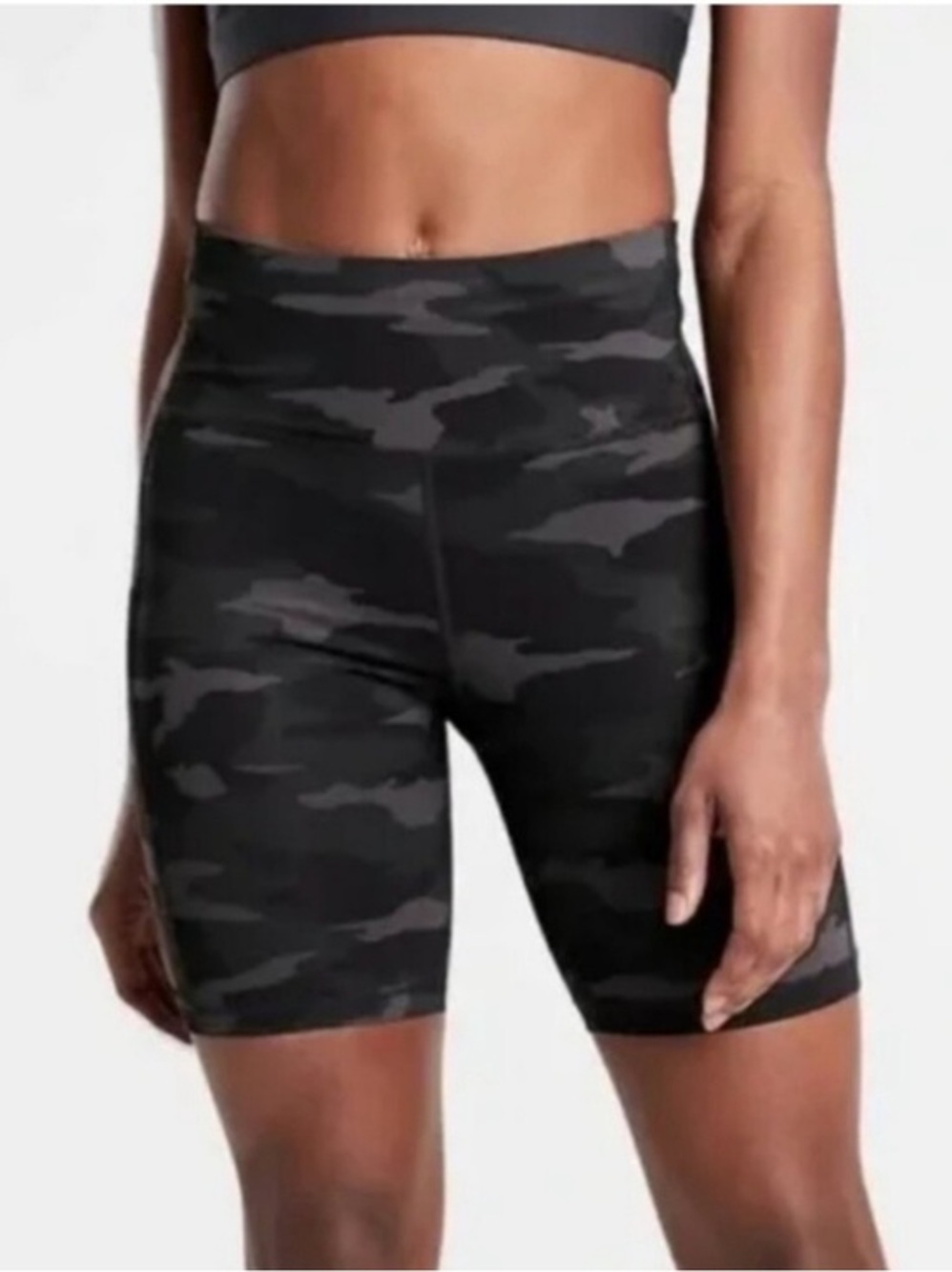 🔆 Athleta Ultimate Stash Pocket Black Camo 7" Shorts 980113 Size Small‎